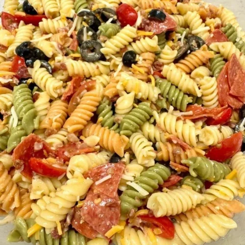 Delicious Olive Garden pasta salad with fresh vegetables and dressing