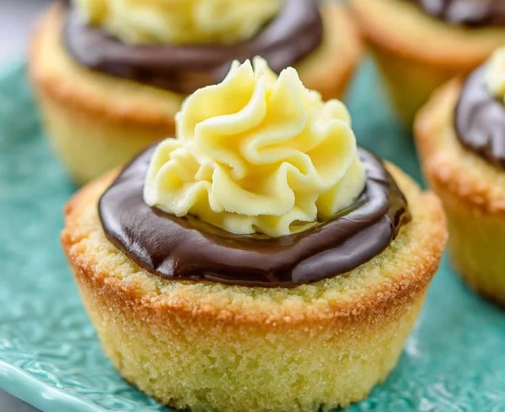 Boston Cream Pie Cookie Cups