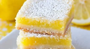 Delicious homemade lemon bars with a crispy crust and creamy lemon filling