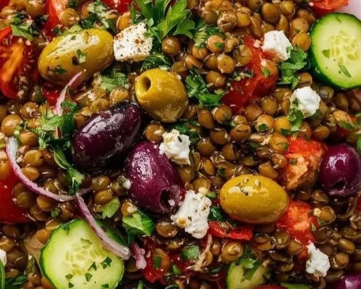 Colorful Mediterranean Lentil Salad with fresh vegetables and herbs